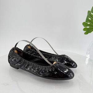 Stuart Weitzman Gabby Scrunch Leather Flat River Ballet Black Paten Leather Sz 6
